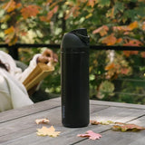 Owala FreeSip black - autumn outdoor lifestyle on wooden table