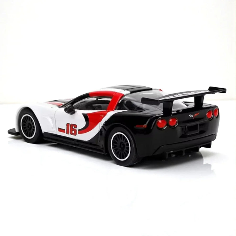 Majorette 2005 Chevrolet Corvette C6R Die-Cast Model Car (1:64 Scale)