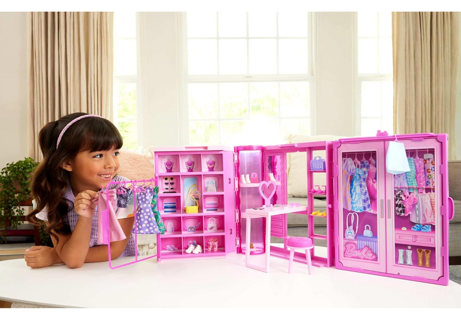 Barbie Dream Closet Playset with 25+ Pieces
