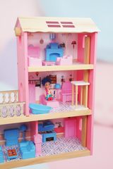 Princess Doll House - interior detail close-up