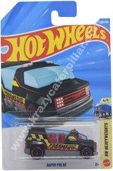 "Hot Wheels Combo Set - Rapid Pulse Car + Ultimate Collector Case (4 Cars)"
